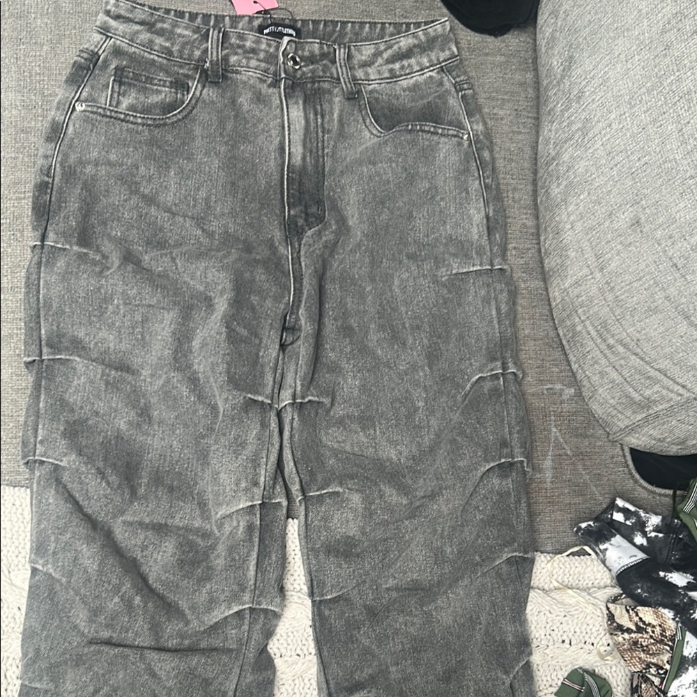 Pretty little things Gray Distressed Denim Jeans